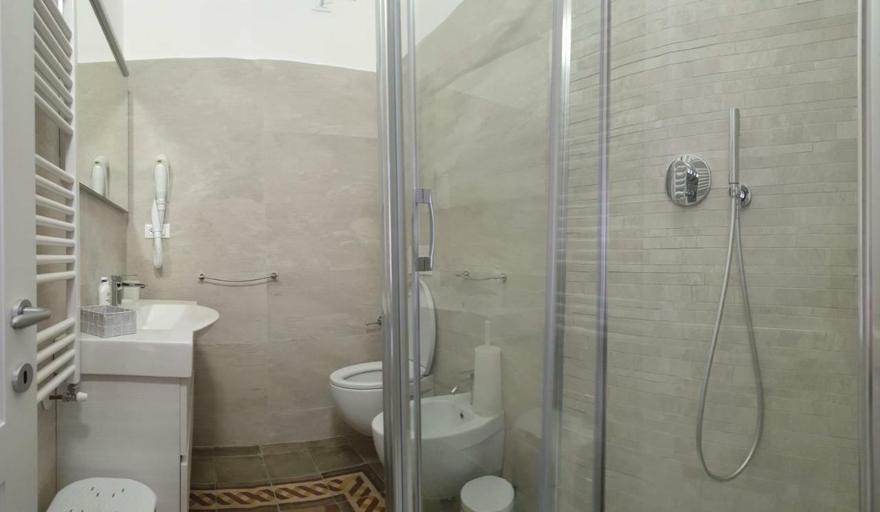 Edera Hotel Levanto Bagian luar foto